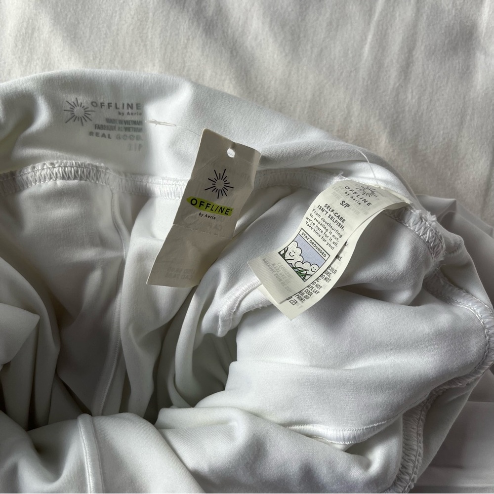 OFFLINE By Aerie Your Serve Pleated Skort in White - Picture 5 of 9